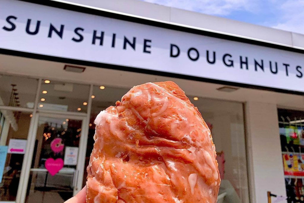 Apple Fritters – We’ve Made A List Of The Best So That You Don’t Fritter Away Your Time