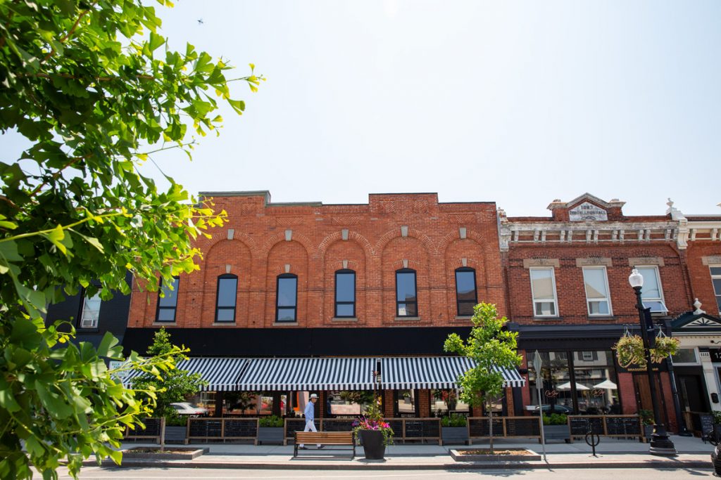 The Best Patios in Oakville 2025 ce soir brasserie oakville patio