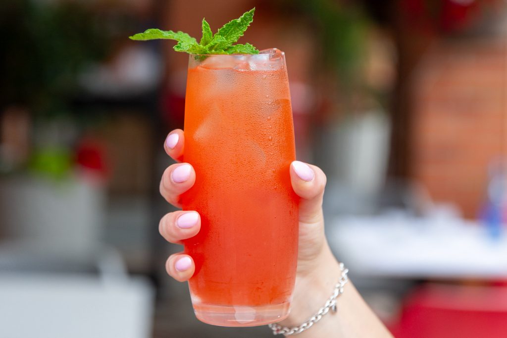 Strawberry Fizz Cocktail verace-cocktail-oakville